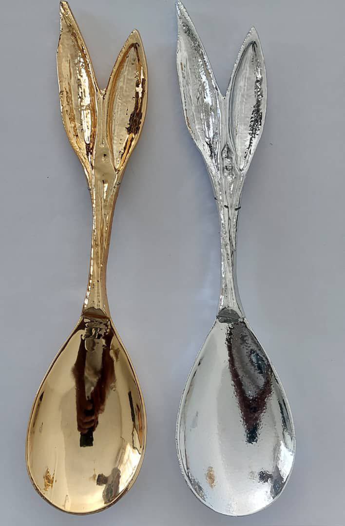 قاشق آجیل سانسوریا آبکاری رنگ ثابت در دورنگ طلایی و نقره ای