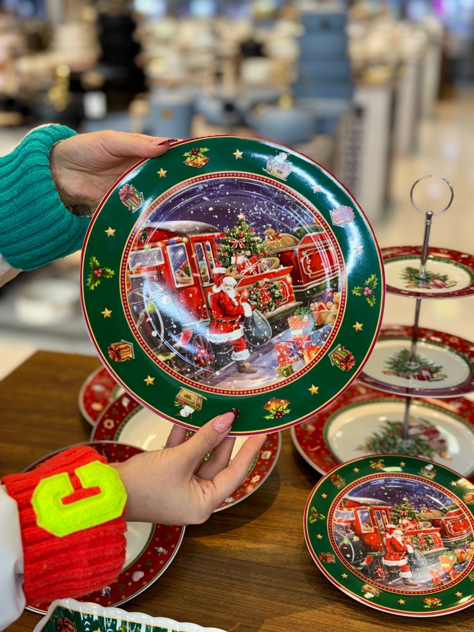 بشقاب گود تکی کریسمسی بابانوئل درجه یک چینی