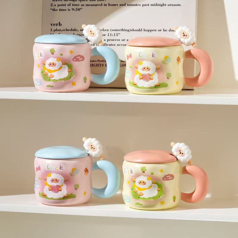 ماگ چینی برجسته بزرگ قاشق دار گوسفند دسته دار