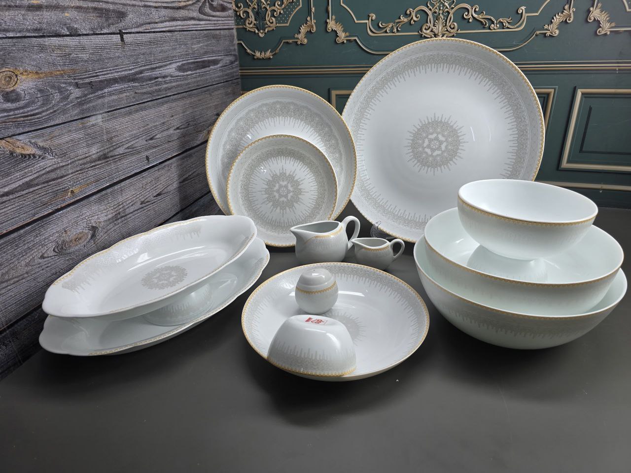 سرویس غذاخوری ۴۲ پارچه آرکوپال ۶ نفره طرح جیهان خاکستری برند دینو